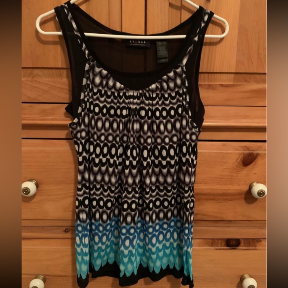 Axcess Cami Sleeveless Top • Women's Small